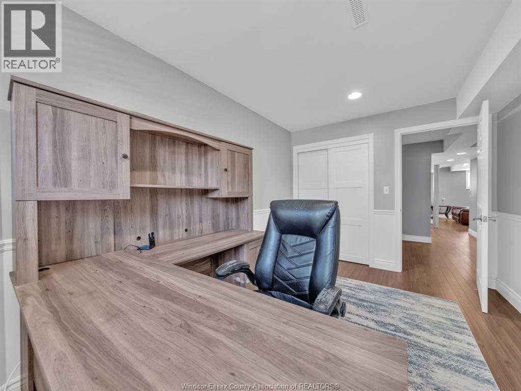 3711 Maguire, Windsor, Ontario  N9E 4V3 - Photo 46 - 26016778