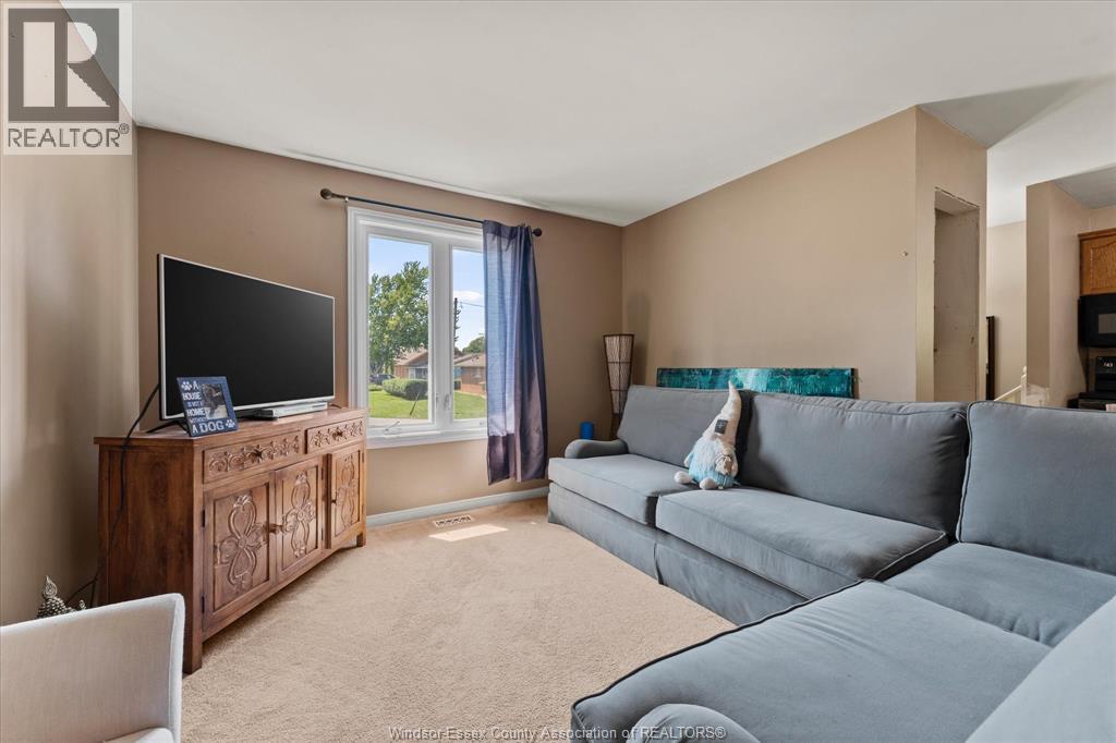 104 Secord, Harrow, Ontario  N0R 1G0 - Photo 7 - 26016910