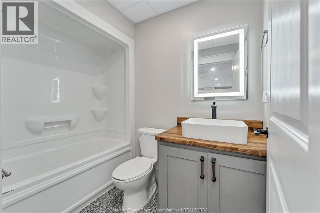 15 Renaud Street Unit# 201, Amherstburg, Ontario  N9V 4A9 - Photo 17 - 26016903