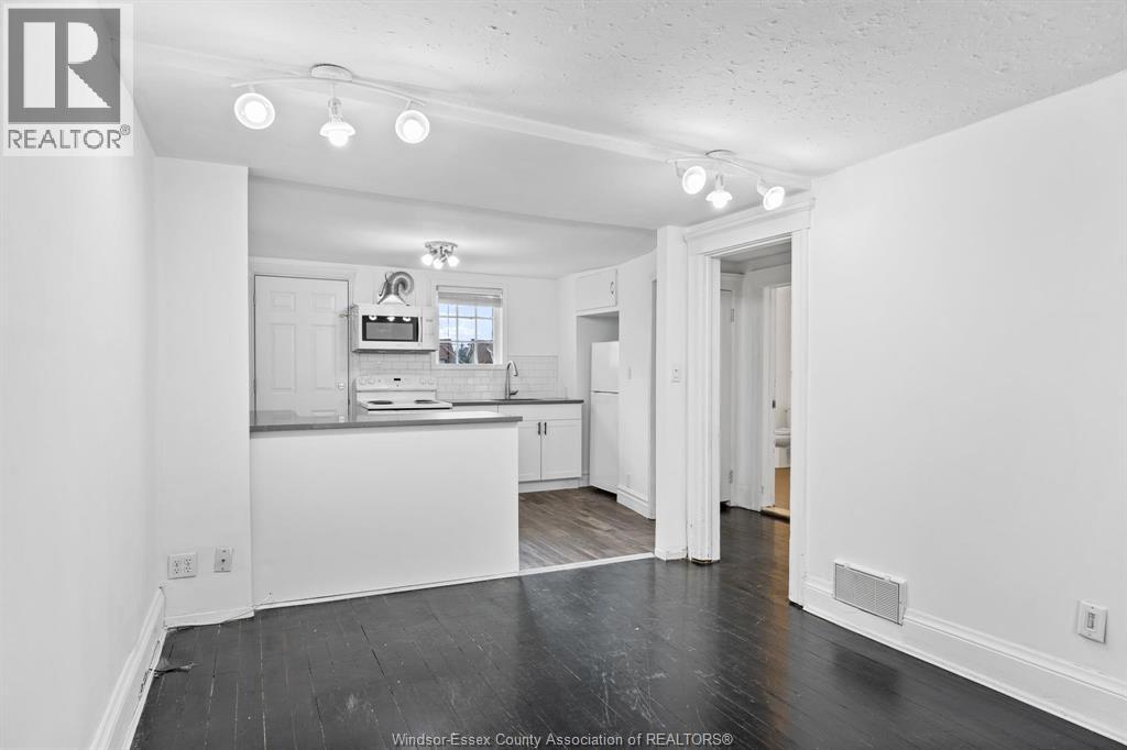 835 Moy Unit# Upper, Windsor, Ontario  N9A 2N7 - Photo 4 - 26016913