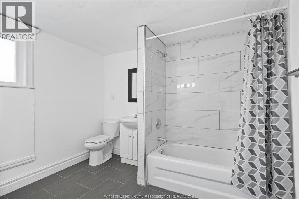 835 Moy Unit# Upper, Windsor, Ontario  N9A 2N7 - Photo 9 - 26016913