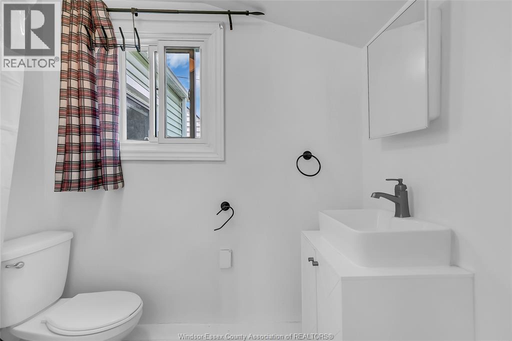 1176 California Avenue, Windsor, Ontario  N9B 2Z9 - Photo 19 - 26016904
