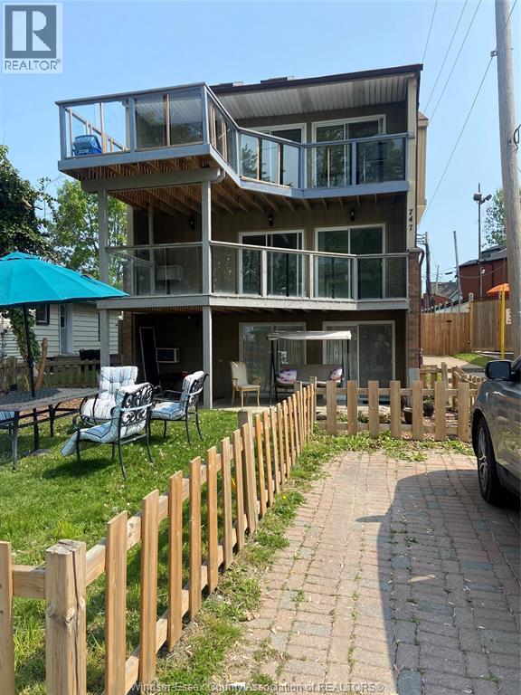 747 CHATHAM STREET Unit# 2, Windsor, Ontario