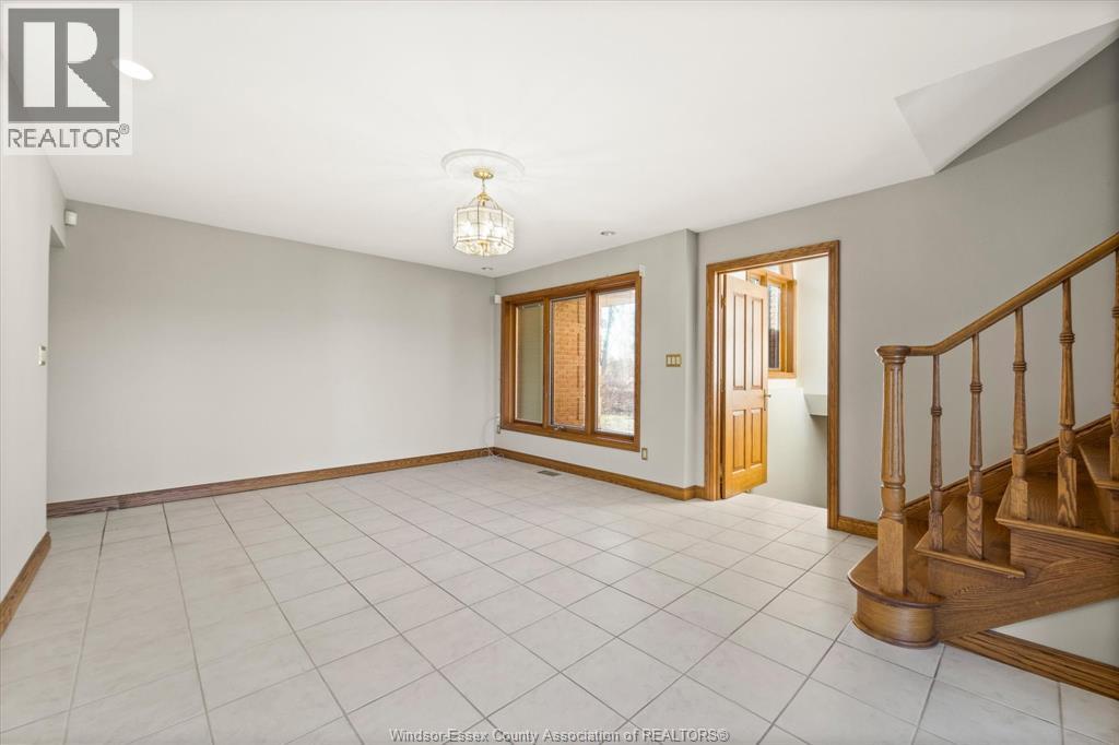 410 Russell Woods Road, Lakeshore, Ontario  N8N 3S5 - Photo 19 - 26016923