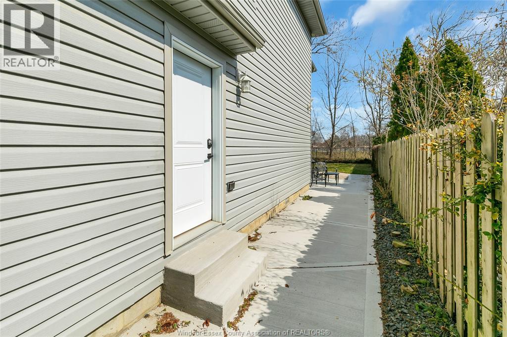 1444 Norman, Windsor, Ontario  N8Y 4N3 - Photo 20 - 26016930