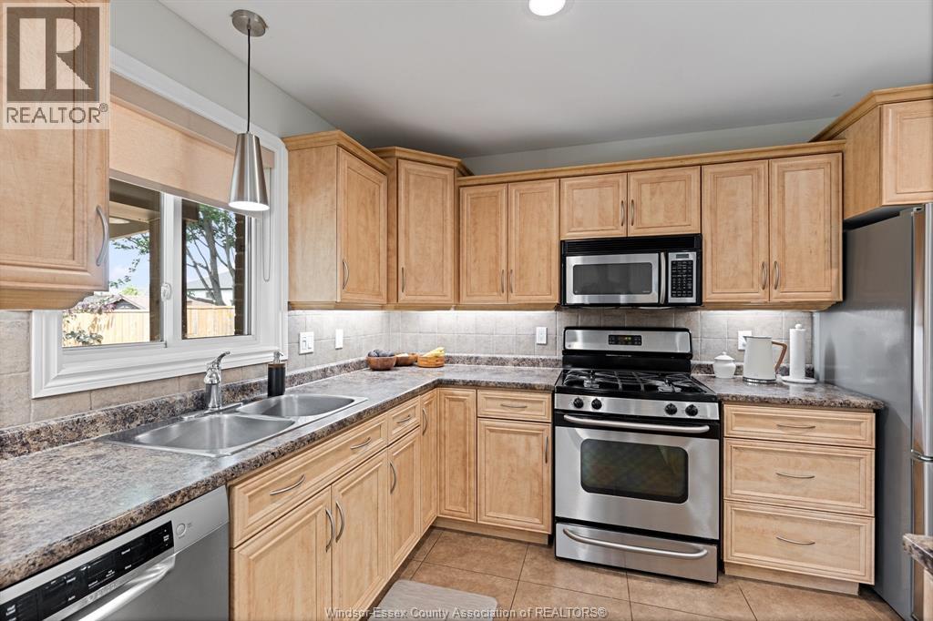 160 Hanlan Street South, Essex, Ontario  N8M 3H1 - Photo 12 - 26016996