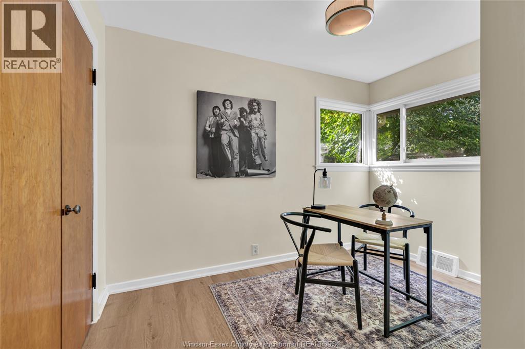 3711 Dandurand, Windsor, Ontario  N9E 2G4 - Photo 11 - 26016998