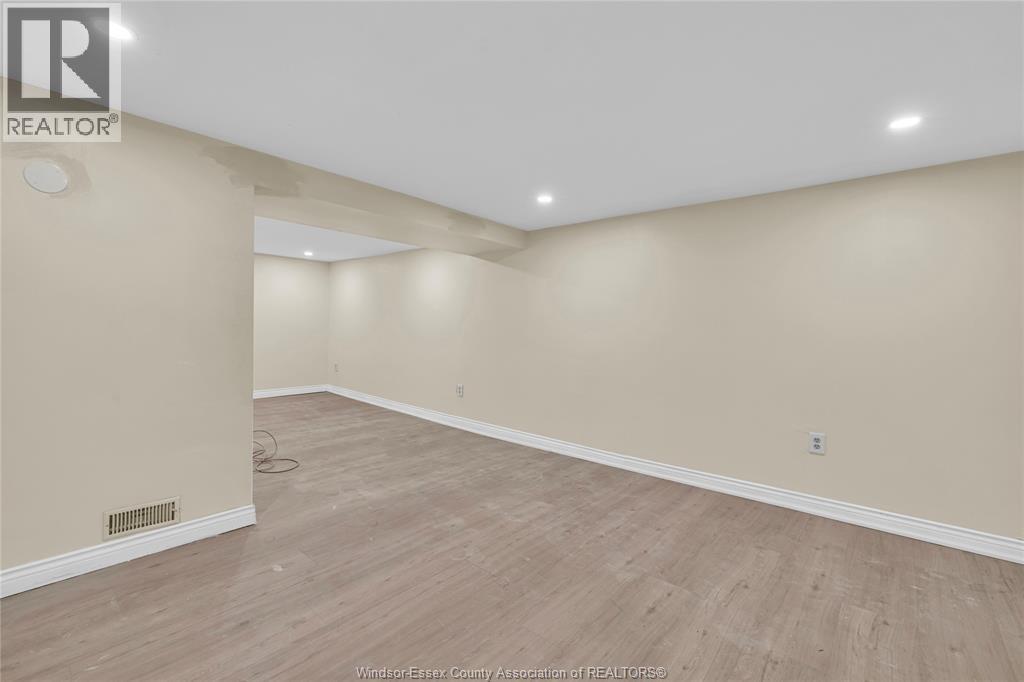 3711 Dandurand, Windsor, Ontario  N9E 2G4 - Photo 19 - 26016998