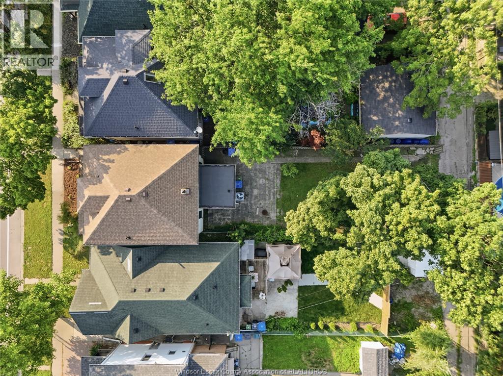 916 Lincoln Road, Windsor, Ontario  N8Y 2H2 - Photo 5 - 26017005