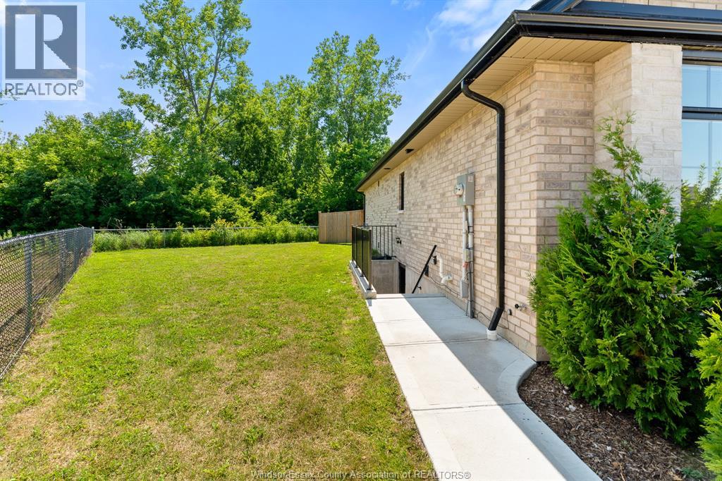 253 Livingstone Crescent, Amherstburg, Ontario  N9V 0H1 - Photo 2 - 26017051