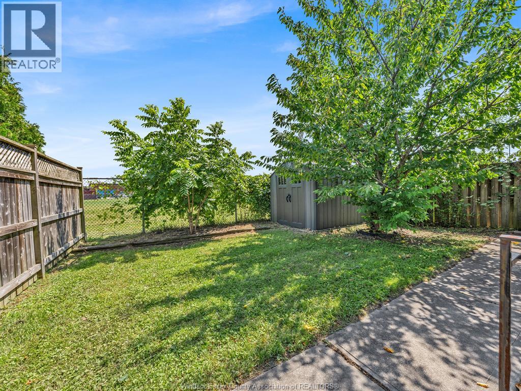 1455 Dobrich Street, Windsor, Ontario  N9B 3W6 - Photo 4 - 26017050