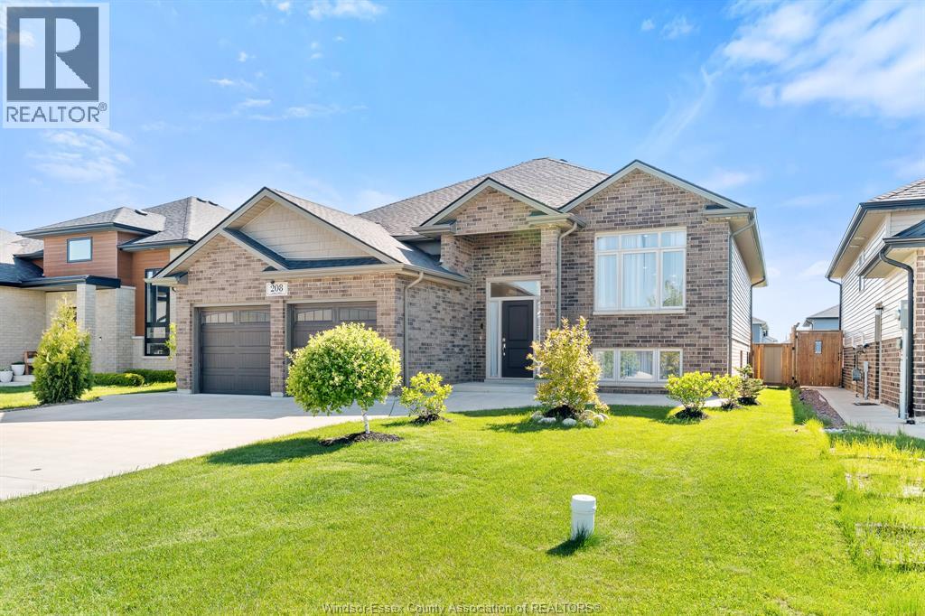 208 Clarke, Amherstburg, Ontario  N9V 0G6 - Photo 3 - 26017047