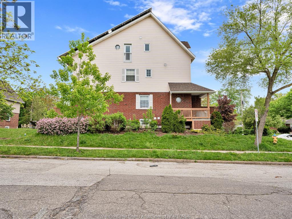 2929 Donnelly, Windsor, Ontario  N9C 1L9 - Photo 38 - 26017029