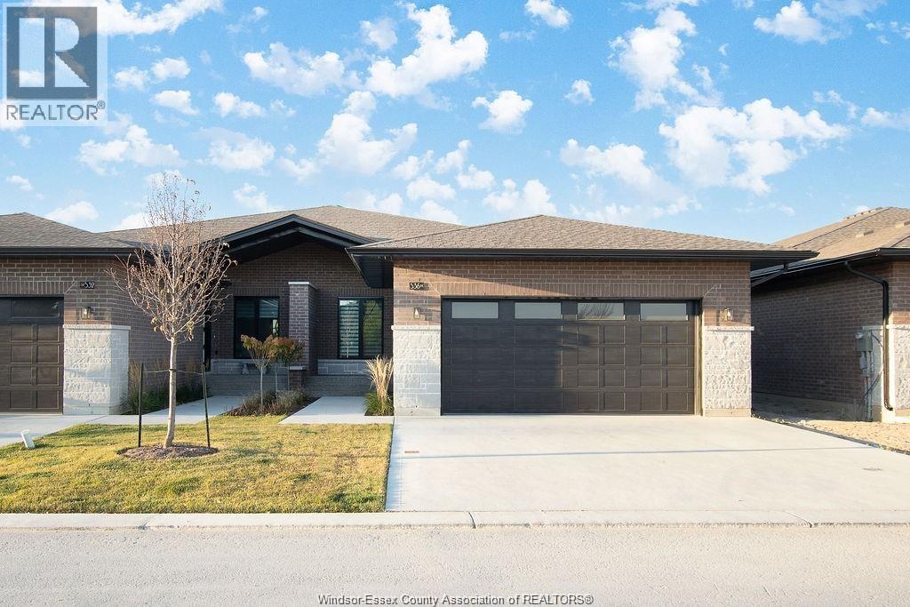 654 LILY MAC, Windsor, Ontario