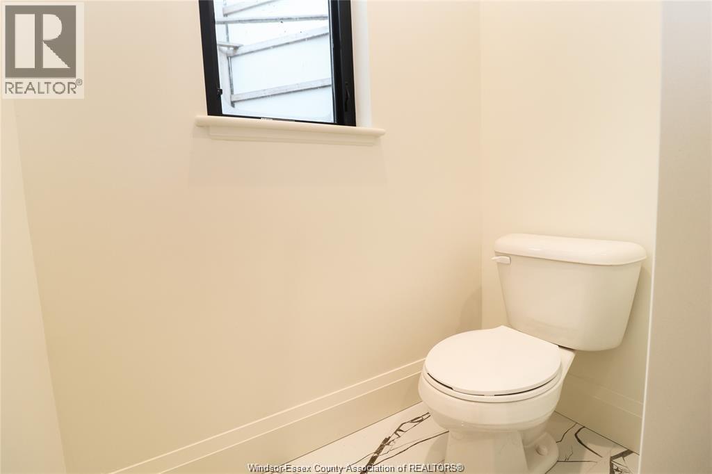 654 Lily Mac, Windsor, Ontario  N6E 3N7 - Photo 25 - 26017097