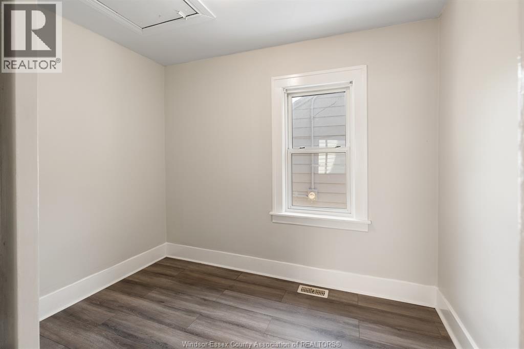 1054 Josephine, Windsor, Ontario  N9B 2L5 - Photo 13 - 26017100