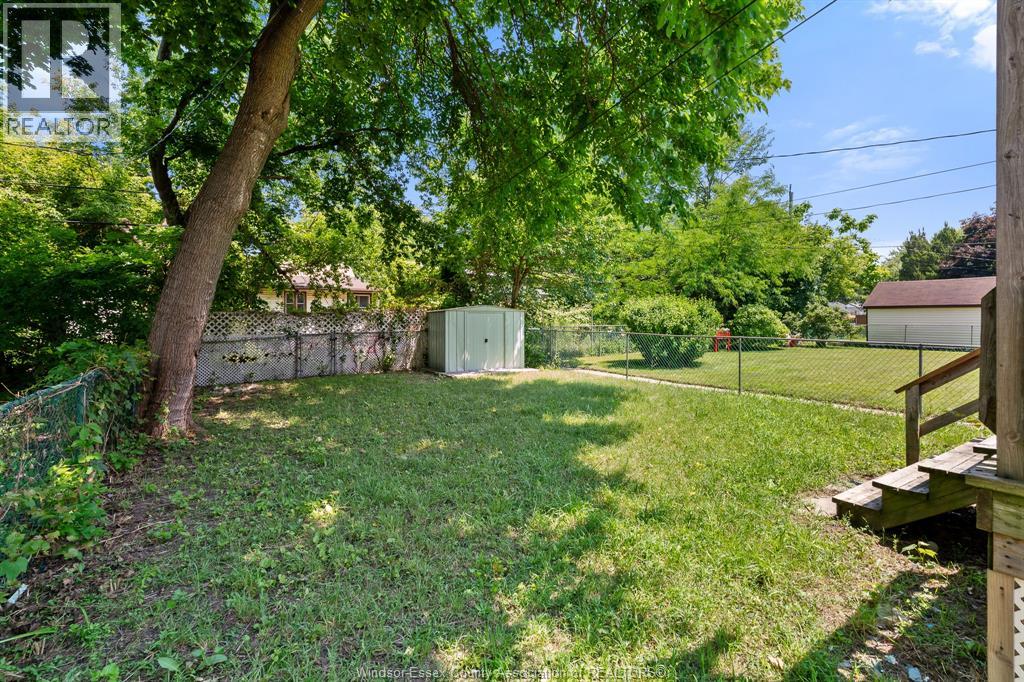 1054 Josephine, Windsor, Ontario  N9B 2L5 - Photo 24 - 26017100