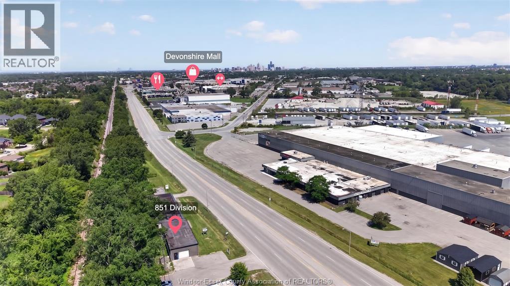 851 Division Road, Windsor, Ontario  N8W 5R9 - Photo 4 - 26017072
