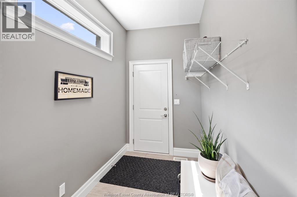 225 Elsworth, Lasalle, Ontario  N9J 0C6 - Photo 14 - 26017119
