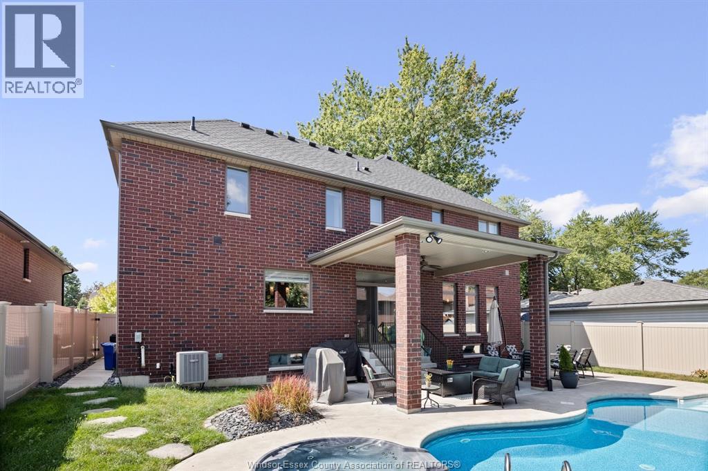225 Elsworth, Lasalle, Ontario  N9J 0C6 - Photo 29 - 26017119