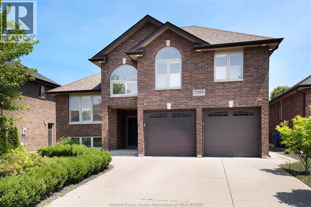 2988 Ruth, Windsor, Ontario  N8R 2K7 - Photo 2 - 26017132