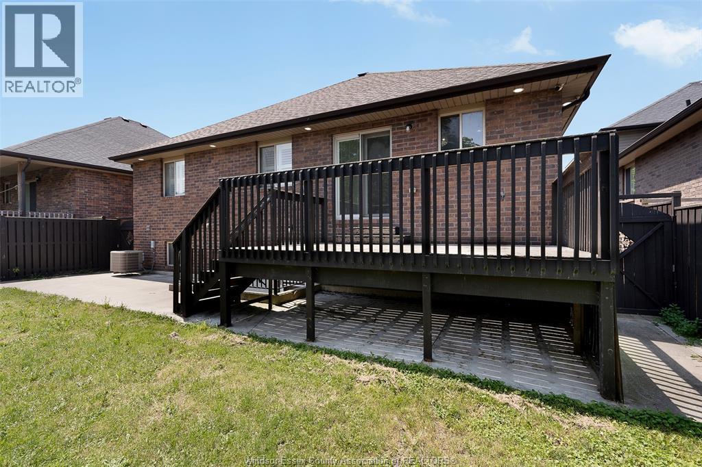 2988 Ruth, Windsor, Ontario  N8R 2K7 - Photo 41 - 26017132