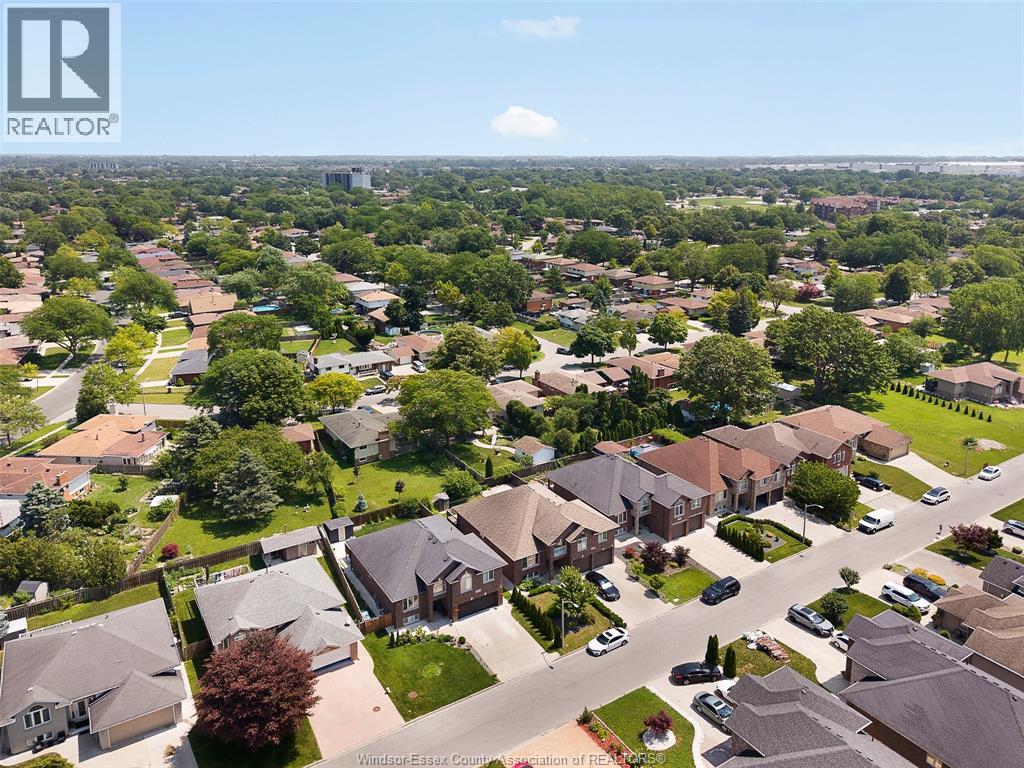 2988 Ruth, Windsor, Ontario  N8R 2K7 - Photo 44 - 26017132