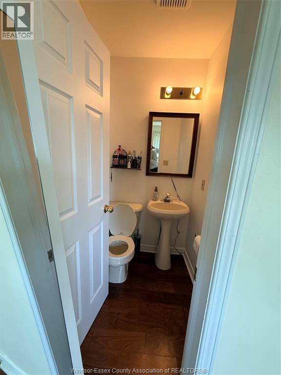3199 Mark, Windsor, Ontario  N9E 2W9 - Photo 14 - 26017085