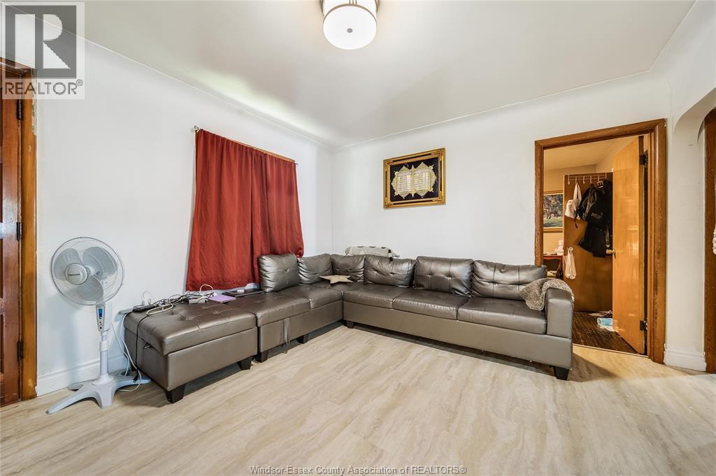 2605 Askin Avenue, Windsor, Ontario  N9E 3H8 - Photo 6 - 26016700