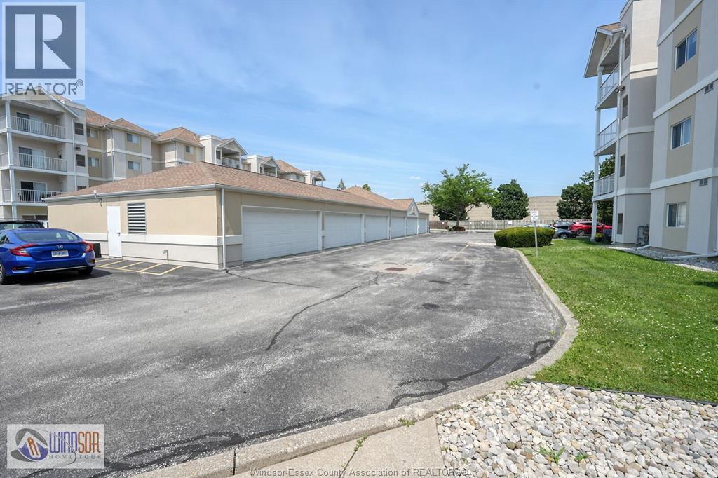 1547 Grand Marais West Unit# 203, Windsor, Ontario  N9E 4W3 - Photo 3 - 26017139