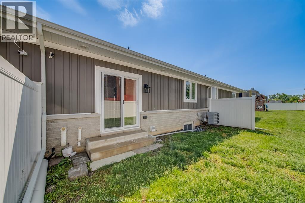 1985 Ethan Court, Windsor, Ontario  N8T 1G1 - Photo 39 - 26017156