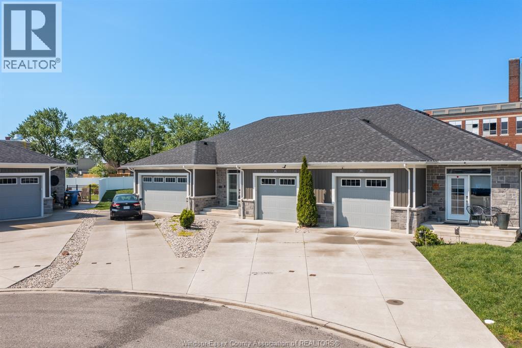 1985 Ethan Court, Windsor, Ontario  N8T 1G1 - Photo 4 - 26017156