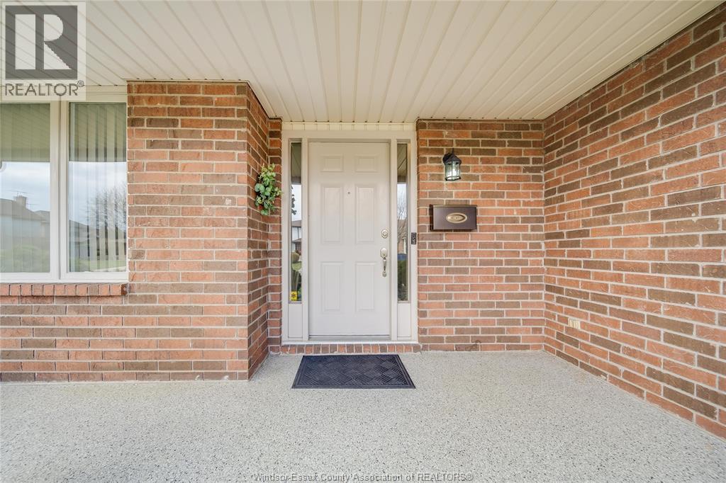 501 Green Valley Drive, Tecumseh, Ontario  N8N 4C2 - Photo 6 - 26017175