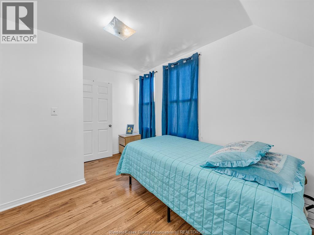 894 Dougall, Windsor, Ontario  N9A 4R1 - Photo 13 - 26017219
