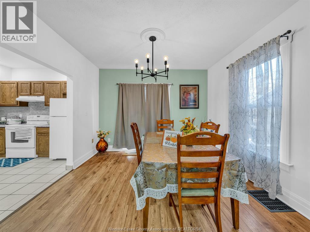 894 Dougall, Windsor, Ontario  N9A 4R1 - Photo 22 - 26017219