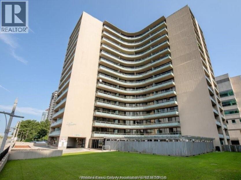 111 Riverside Drive East Unit# 1105, Windsor, Ontario  N9A 2S6 - Photo 1 - 26016972