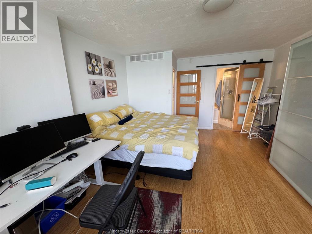 111 Riverside Drive East Unit# 1105, Windsor, Ontario  N9A 2S6 - Photo 2 - 26016972