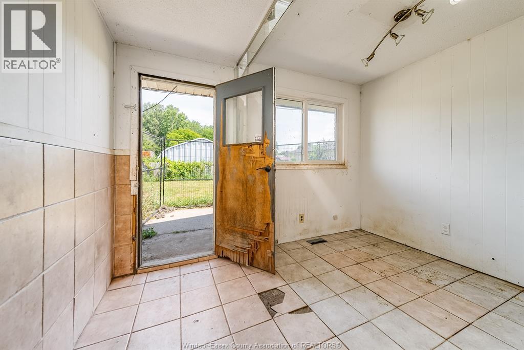 737-739 County Rd 2, Lakeshore, Ontario  N0R 1A0 - Photo 10 - 26017234