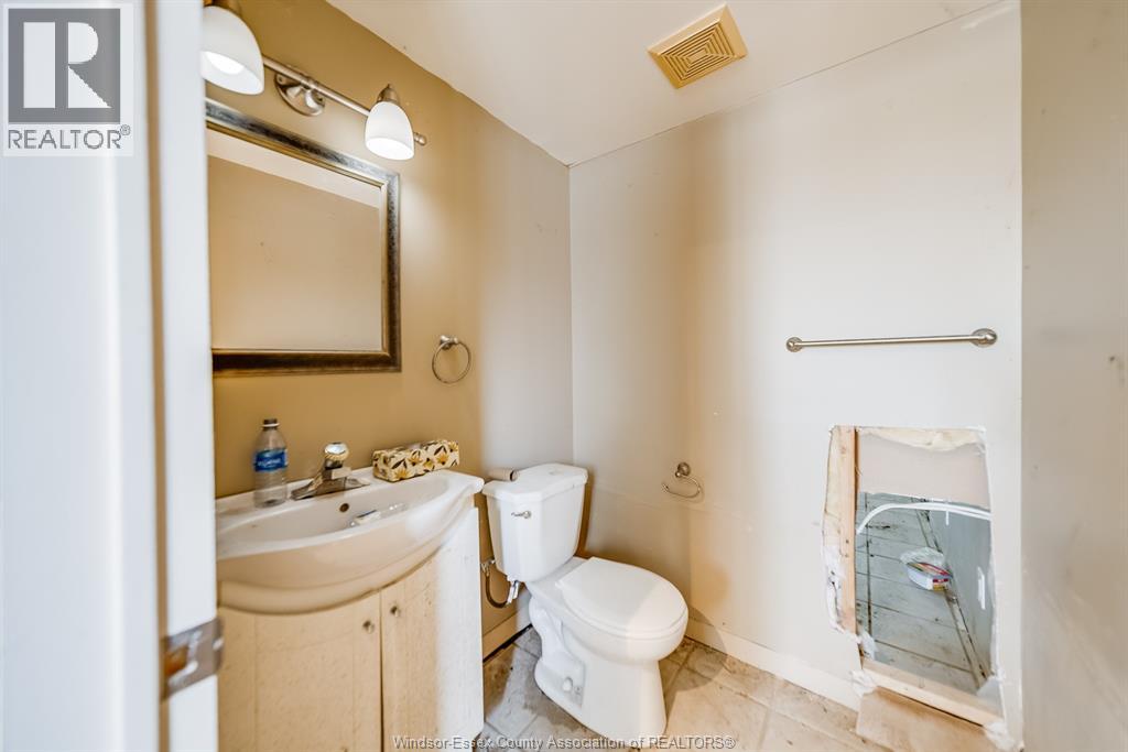 737-739 County Rd 2, Lakeshore, Ontario  N0R 1A0 - Photo 44 - 26017234