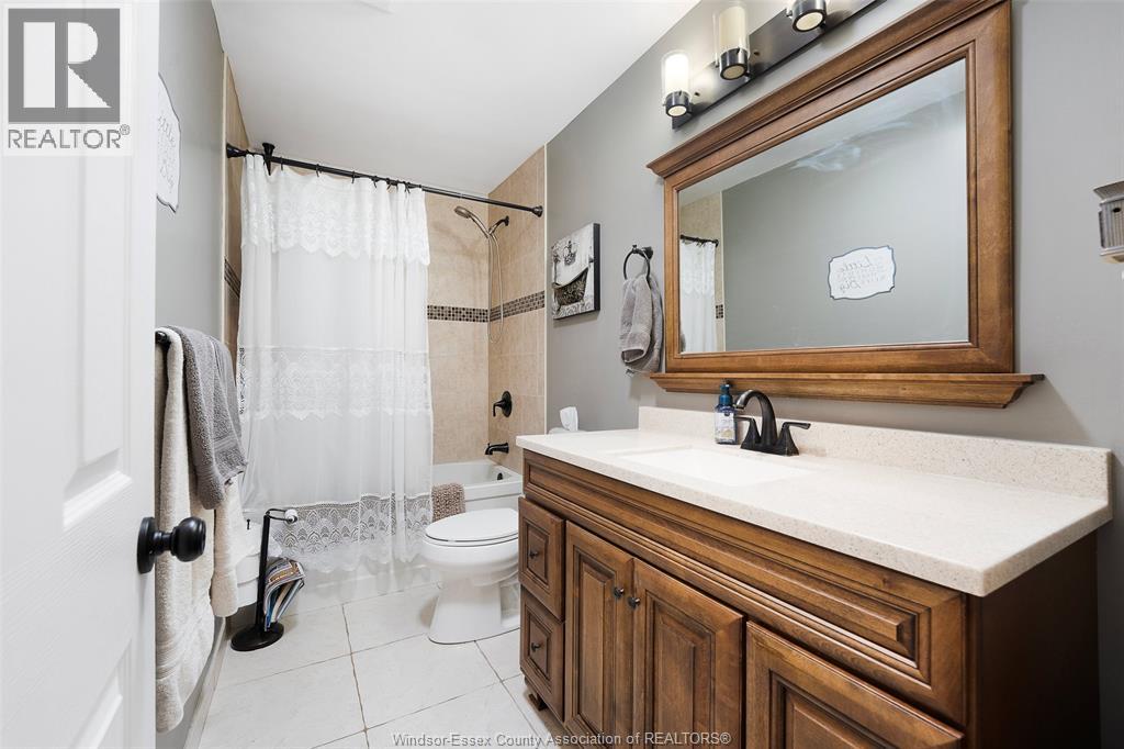 12057 St. Thomas, Tecumseh, Ontario  N8N 3V6 - Photo 17 - 26017127