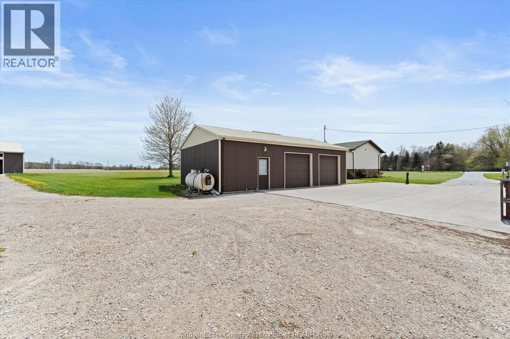 410 County Rd 50 West, Essex, Ontario  N0R 1G0 - Photo 4 - 26017270
