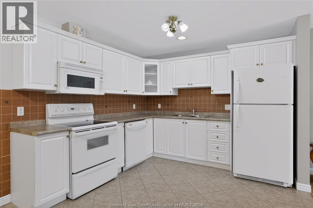 1880 Chateau, Windsor, Ontario  N8P 1M6 - Photo 12 - 26017276