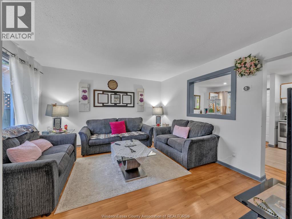 1615 Curry, Windsor, Ontario  N9B 3N7 - Photo 3 - 26017278
