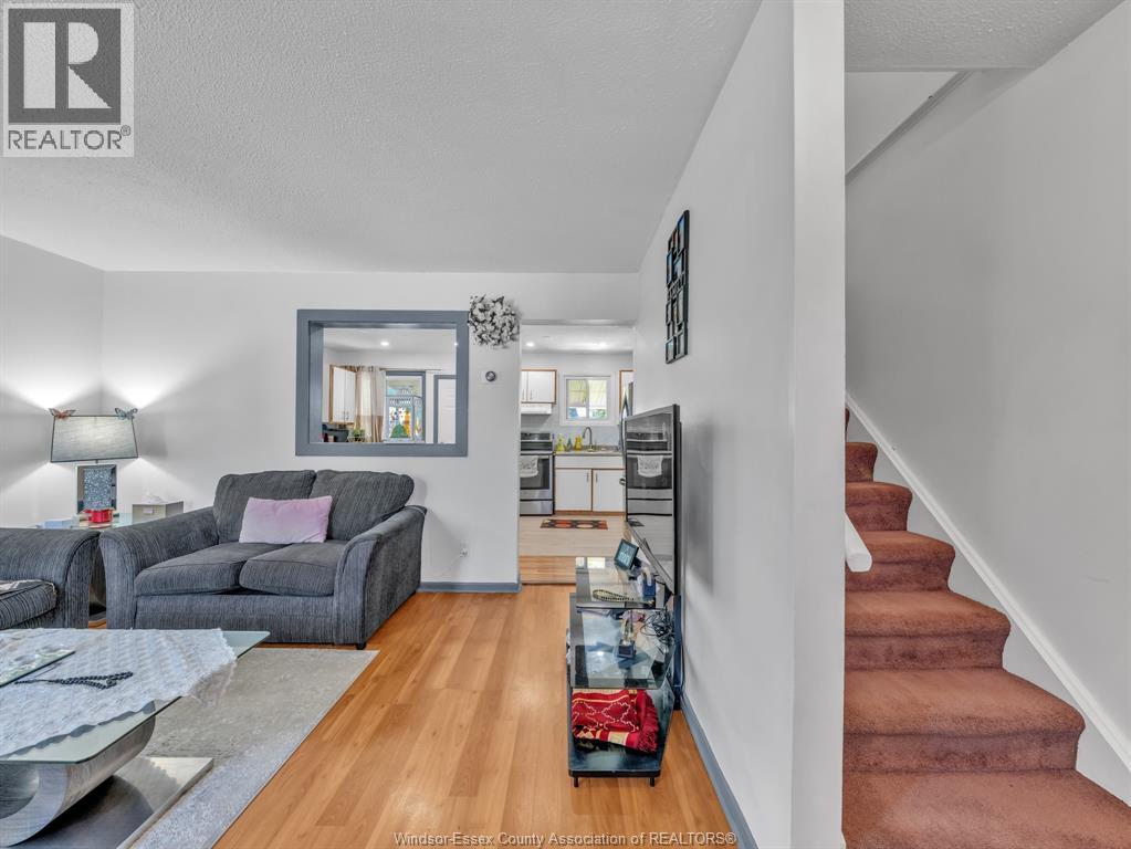 1615 Curry, Windsor, Ontario  N9B 3N7 - Photo 5 - 26017278