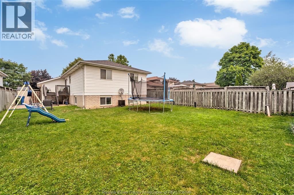 1391 Fuller Crescent, Windsor, Ontario  N8W 5S2 - Photo 24 - 26017275