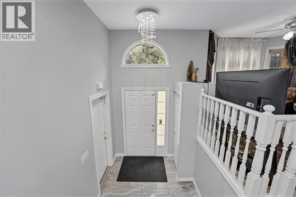 1391 Fuller Crescent, Windsor, Ontario  N8W 5S2 - Photo 4 - 26017275