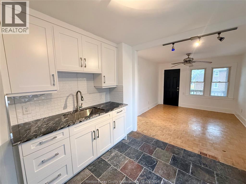 837 Louis Avenue Unit# Upper, Windsor, Ontario  N8A 1X4 - Photo 3 - 26017271