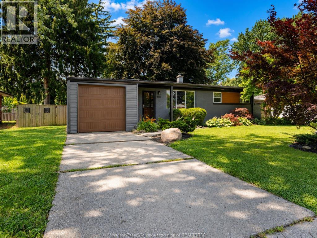 2763 Everts Avenue, Windsor, Ontario  N9E 2T9 - Photo 1 - 26017261