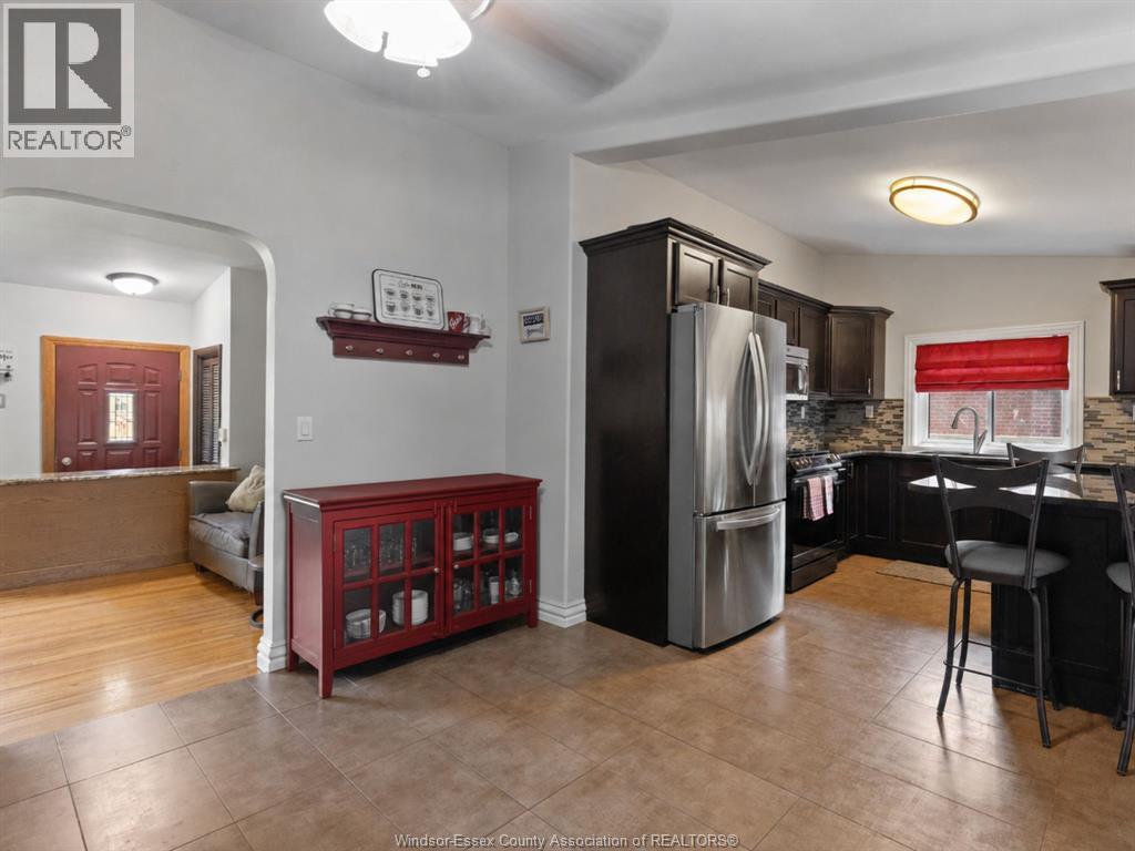 2763 Everts Avenue, Windsor, Ontario  N9E 2T9 - Photo 5 - 26017261