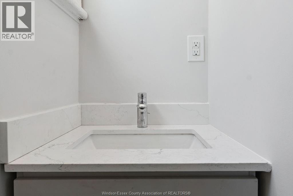 855 Lincoln Unit# Main Floor, Windsor, Ontario  N8Y 2G9 - Photo 11 - 26017286